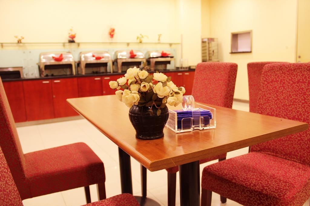 Hanting Hotel Dalian Olympic Square Hotel Room photo