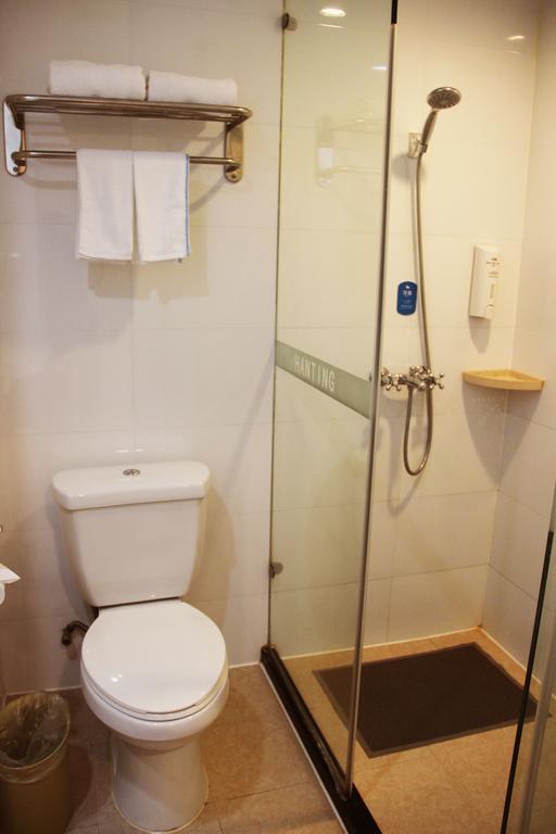 Hanting Hotel Dalian Olympic Square Hotel Room photo