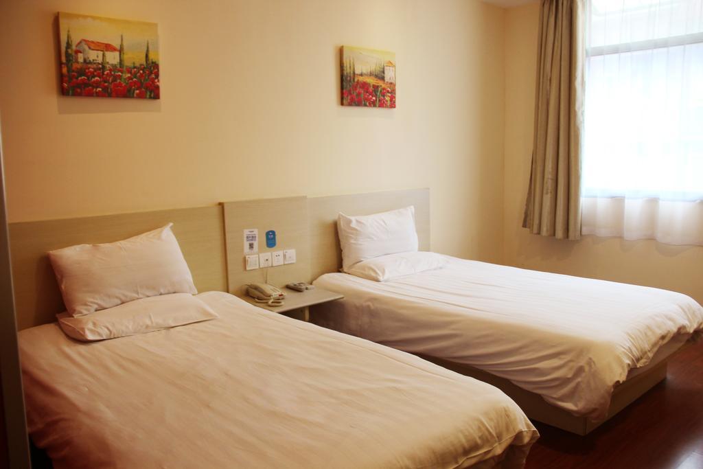 Hanting Hotel Dalian Olympic Square Hotel Room photo